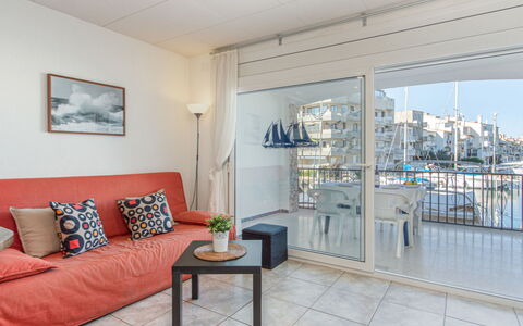 Empuriabrava 666: Proprietà, Mobilia, Cornice, Divano, Comfort, Costruzione, Interior Design, Soggiorno, Pianta Della Casa, Pavimentazione