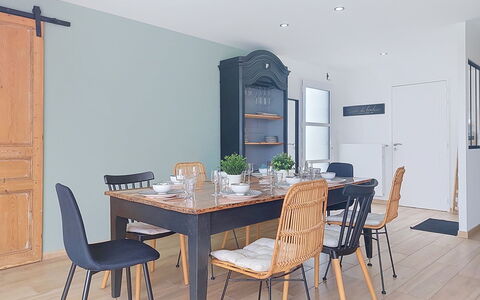 Les Lagons du Lividic: Mobilia, Interior Design, Pavimentazione, Legna, Tavolo, Sedia, Cucina & Sala Da Pranzo Tavolo, Sala Da Pranzo, Pavimento, Camera