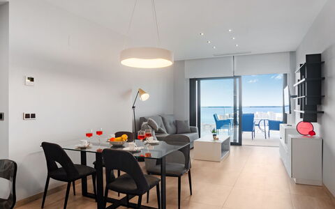 Sunset Waves: Tavolo, Mobilia, Costruzione, Sedia, Casa, Pavimento, Pavimentazione, Lampada, Soggiorno, Sala