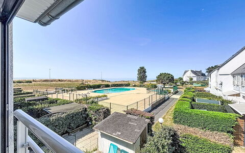 Belle Vue Mer et Piscine: Piscina, Estate, Landscaping, Villa, Ricorrere, Hedge, Hotel