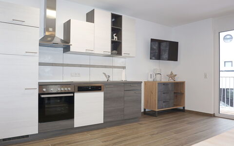 Apart Annabell: Cabinetry, Controsoffitto, Mobilia, Costruzione, Cucina Stufa, Legna, Interior Design, Finestra, Cucina, Cassetto