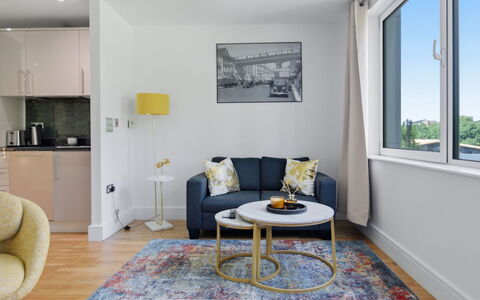 Indescon Studio: Interior Design, Appartamento, Pavimento, Pavimentazione, Mobilia, Casa, Soffitto, Camera, Cuscino
