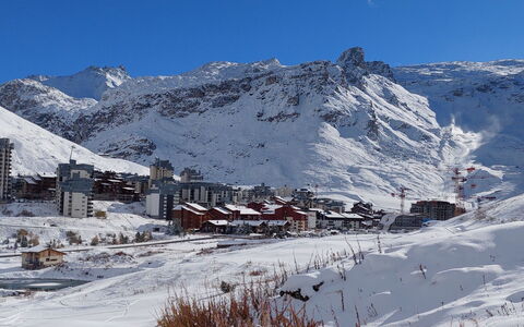 Tignes 240: Cielo, Neve, Montagna, Pianta, Pendenza, Paesaggio Naturale, Paesaggio, Geomorfologia Glaciale, Congelamento, Geografia Montane