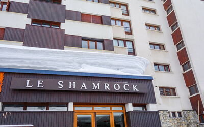 Tignes 470: Costruzione, Proprietà, Finestra, Condominio, Immobiliare, Palazzone, Facciata, Edificio Commerciale, Città, Uso Misto