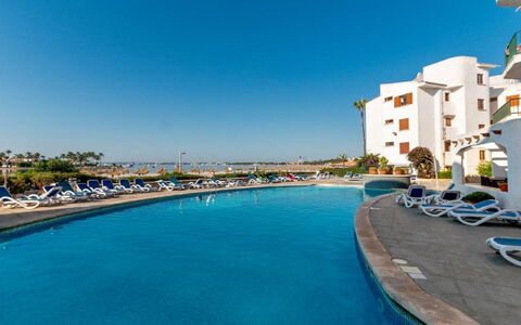 Carabela Front Beach & Pool: Acqua, Cielo, Costruzione, Piscina, Località Balneare, Pianta, Azzurro, Casa, Costiera E Morfologie Oceanic, Tempo Libero