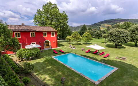 Villa Guasperini: Nube, Costruzione, Pianta, Cielo, Proprietà, Finestra, Albero, Natura, Casa, Acqua