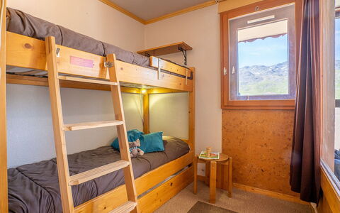 Eskival 106: Letto A Castello, Costruzione, Mobilia, Finestra, Legna, Casa, Dormitorio, Interior Design, Ostello, Comfort