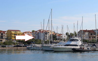 Murter Jezera 108: Pianta, Acqua, Proprietà, Mobilia, Costruzione, Tavolo, Finestra, Azzurro, Sedia, Interior Design