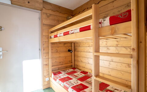 Val Thorens 200: Proprietà, Costruzione, Legna, Pavimentazione, Pavimento, Parete, Casa, Latifoglie, Color Legno, Soffitto