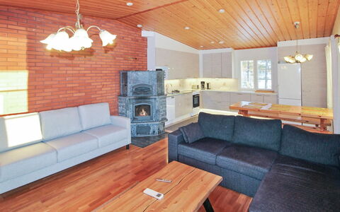 Villa Niemi: Area Rurale, Hill Station, Villaggio, Catena Montuosa, Valle, Paesino Di Montagna, Alpi, Eco Hotel, Balcone, Hotel