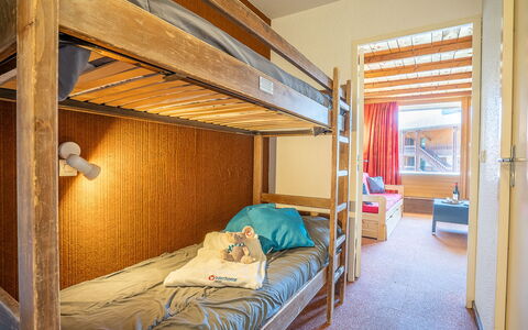 Val Thorens 300: Mobilia, Proprietà, Costruzione, Comfort, Legna, Telaio Del Letto, Illuminazione, Casa, Interior Design, Letto