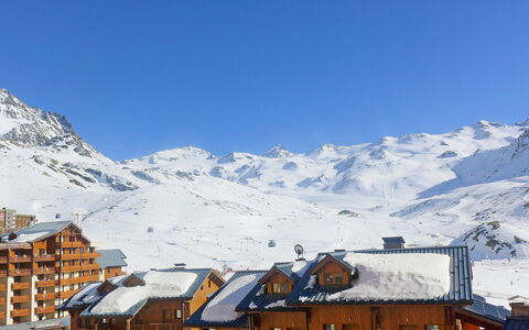 Val Thorens 350: Cielo, Montagna, Neve, Costruzione, Highland, Nube, Pendenza, Paesaggio, Geografia Montane, Fenomeno Geologico