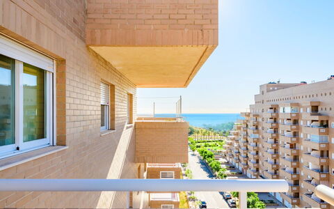 Jardines del Mar Ii - Marina D'Or: Costruzione, Cielo, Finestra, Shade, Legna, Urban Design, Condominio, Zona Residenziale, Facciata, Tetto