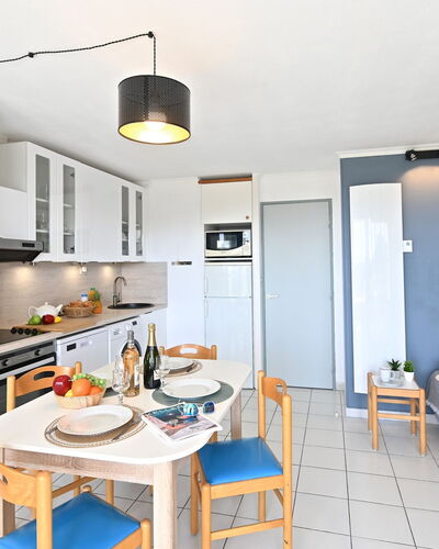 Le Hameau (L2 202) 700.20