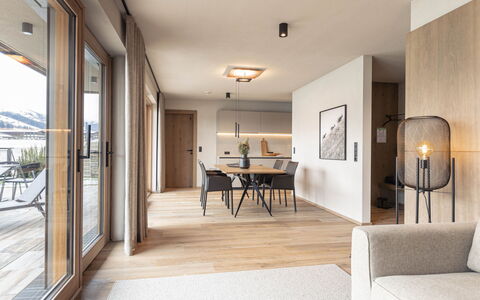 Westendorf 400: Mobilia, Costruzione, Tavolo, Legna, Interior Design, Sedia, Pavimentazione, Soggiorno, Sala, Pavimento