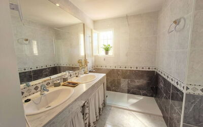 Alloggio:&nbsp;La Reserva Iv 1724.5