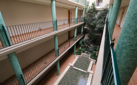 Golden Beach: Costruzione, Pianta, Legna, Urban Design, Recinzione, Zona Residenziale, Immobiliare, Casa, Facciata, Finestra