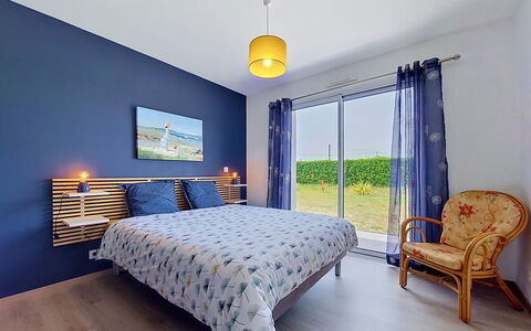 Villa Kerlina: Mobilia, Interior Design, Camera Da Letto, Letto, Soffitto, Bedding, Lenzuolo, Biancheria, Hotel, Lampada