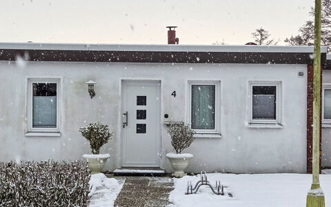 Siggi: Neve, Casa, Porta, Casa, Inverno, Congelamento, Villetta, Cortile, Porta A Casa, Illuminazione Diurna