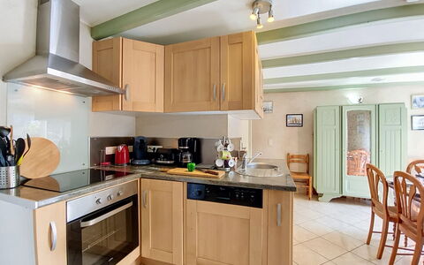 Ty Coz: Mobilia, Elettrodomestico Da Cucina, Cucina, Controsoffitto, Cabinetry, Interior Design, Apparecchio Major, Pavimentazione, Legna, Elettrodomestico