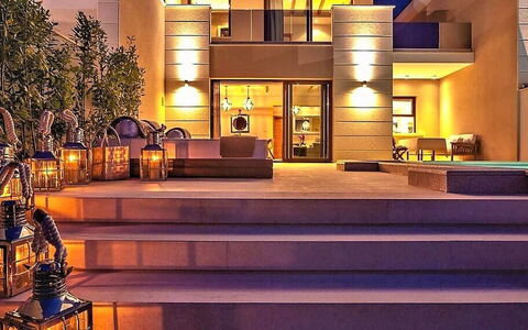 Villa Prestige: Pianta, Costruzione, Cielo, Giorno, Proprietà, Finestra, Albero, Urban Design, Quartiere, Condominio
