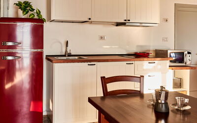 Mamo 14.4: Cabinetry, Pianta, Proprietà, Mobilia, Controsoffitto, Legna, Costruzione, Cucina, Tavolo, Cucina Stufa