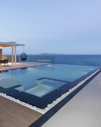 Nereid Luxury Villa