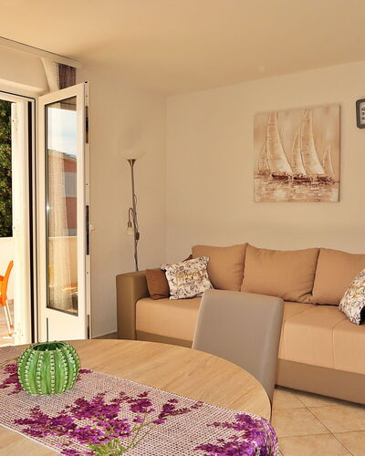 Kira