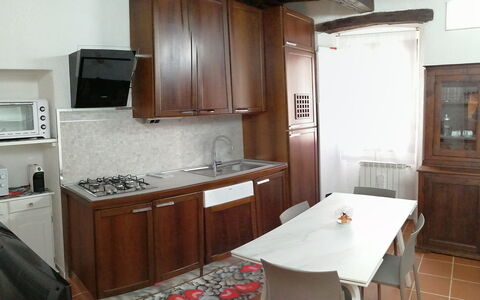 App. Il Sasso Di Olina: Proprietà, Mobilia, Cabinetry, Controsoffitto, Tavolo, Elettrodomestico Da Cucina, Lavello, Costruzione, Legna, Elettrodomestico