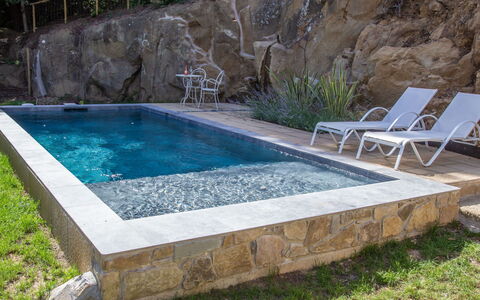 Il Talamo: Acqua, Pianta, Risorse Idriche, Azzurro, Rettangolo, Tempo Libero, Erba, Piscina, Materiale Composito