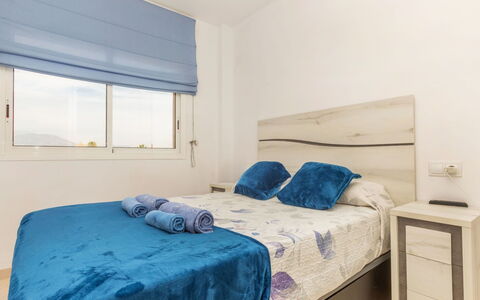 Duc Medinacelli: Mobilia, Letto, Interior Design, Camera Da Letto, Legna, Pavimento, Pavimentazione, Lenzuolo, Camera, Bedding