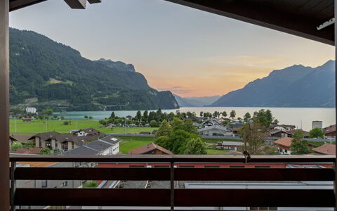 Brienz Sunset: Geografia Montane, Montagna, Collina, Catena Montuosa, Hill Station, Valle, Balcone, Cresta, Alpi