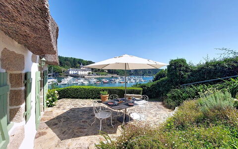 La Chaumière: Arbusto, Giardino, Hedge, Landscaping, Eco Hotel