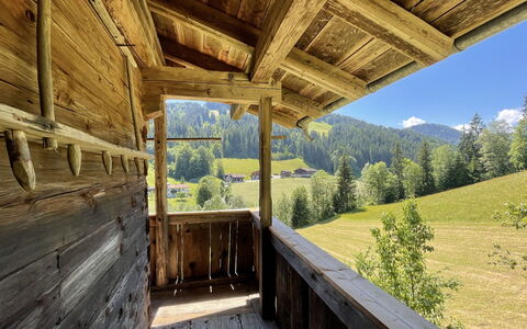 Troadkasten: Pianta, Proprietà, Cielo, Natura, Legna, Albero, Illuminazione, Finestra, Shade, Costruzione