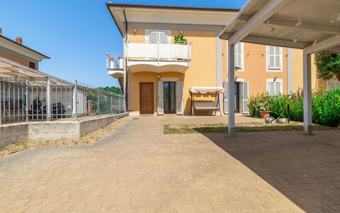 Casamare: Pianta, Cielo, Lotto, Costruzione, Shade, Zona Residenziale, Urban Design, Quartiere, Spazio Pubblico, Facciata