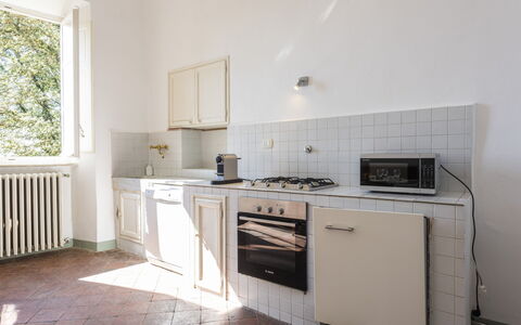 Villa San Gennaro: Controsoffitto, Cabinetry, Proprietà, Finestra, Lavello, Cucina Stufa, Cucina, Legna, Rubinetto, Pavimentazione
