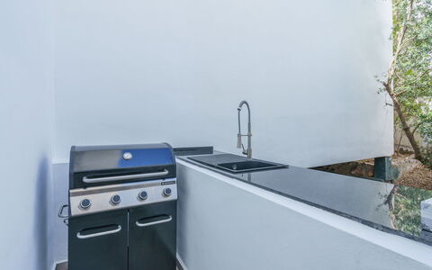 Kristina: Cabinetry, Cucina Stufa, Pianta, Stufa A Gas, Cucina, Piano Cottura, Apparecchio Major, Gas, Rubinetto, Stufa