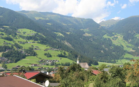 Mayrhofen 350: Nube, Cielo, Montagna, Pianta, Ecoregione, Paesaggio Naturale, Highland, Albero, Lotto, Pendenza