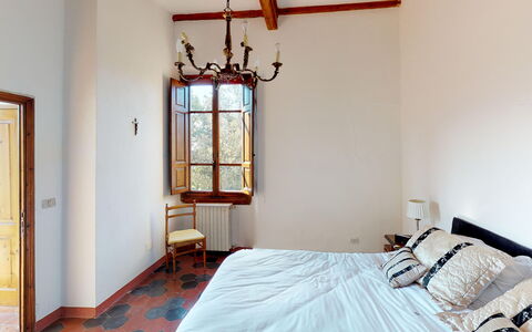 Villa La Cicogna Tuscany: Mobilia, Finestra, Costruzione, Comfort, Legna, Casa, Tessile, Illuminazione, Interior Design, Architettura
