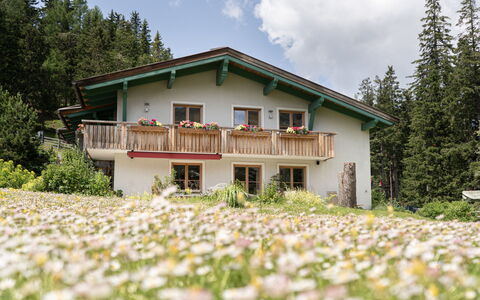 Katschberg 8: Pianta, Costruzione, Cielo, Finestra, Albero, Natura, Casa, Nube, Lotto, Villetta