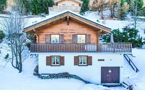 Ushuaia: Neve, Costruzione, Finestra, Blu, Albero, Casa, Mondo, Pendenza, Villetta, Zona Residenziale