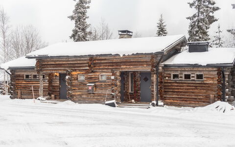 Salmikangas F1: Neve, Inverno, Legna, Tetto, Villetta, Congelamento, Pendenza, Log Cabin, Ghiaccio