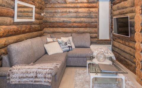 Salmikangas F1: Legna, Mobilia, Pavimentazione, Interior Design, Pavimento, Soggiorno, Divano, Casa, Camera, Pavimento In Legno
