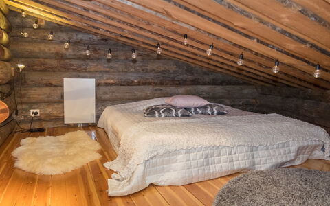 Salmikangas F1: Pavimentazione, Pavimento, Legna, Interior Design, Soffitto, Pavimento In Legno, Camera Da Letto, Casa, Mobilia, Letto
