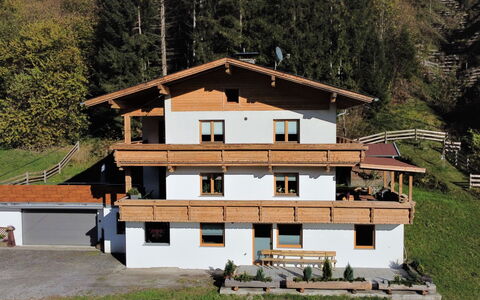 Sonnigs Platzl: Neve, Cielo, Montagna, Finestra, Nube, Costruzione, Casa, Pendenza, Albero, Villetta