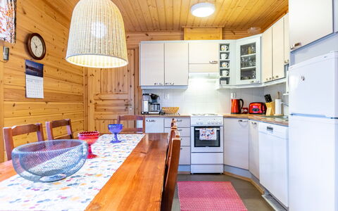 Tulikettu 1: Villetta, Casa, Casa, Edifici Giardino, Raccordo, Log Cabin, Agriturismo, Estate, Capannone, Cortile