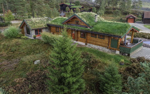 Kakebu: Neve, Cielo, Montagna, Finestra, Nube, Costruzione, Casa, Pendenza, Albero, Villetta