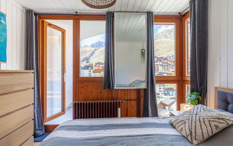 Savoy (Lavachet): Neve, Cielo, Montagna, Finestra, Nube, Costruzione, Casa, Pendenza, Albero, Villetta