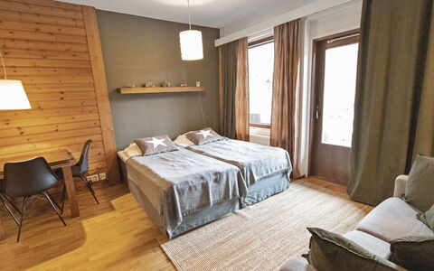 Ylläs Chalets 3309: Mobilia, Sedia, Mobili Da Esterno, Tavolo, Legna, Tavolo Esterno, Cucina & Sala Da Pranzo Tavolo, Shade, Giardino, Ombrello