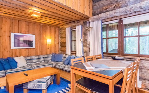 Satukero a 2: Villetta, Casa, Casa, Edifici Giardino, Raccordo, Log Cabin, Agriturismo, Estate, Capannone, Cortile